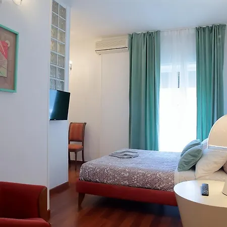 Savoia & Cavour _ Premium Signature _ Guest house Bari