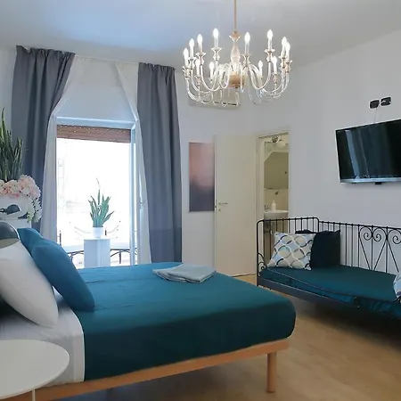 Savoia & Cavour _ Premium Signature _ 3*