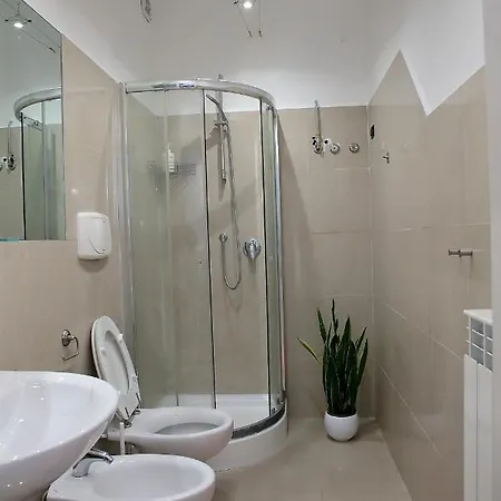 Savoia & Cavour _ Premium Signature _